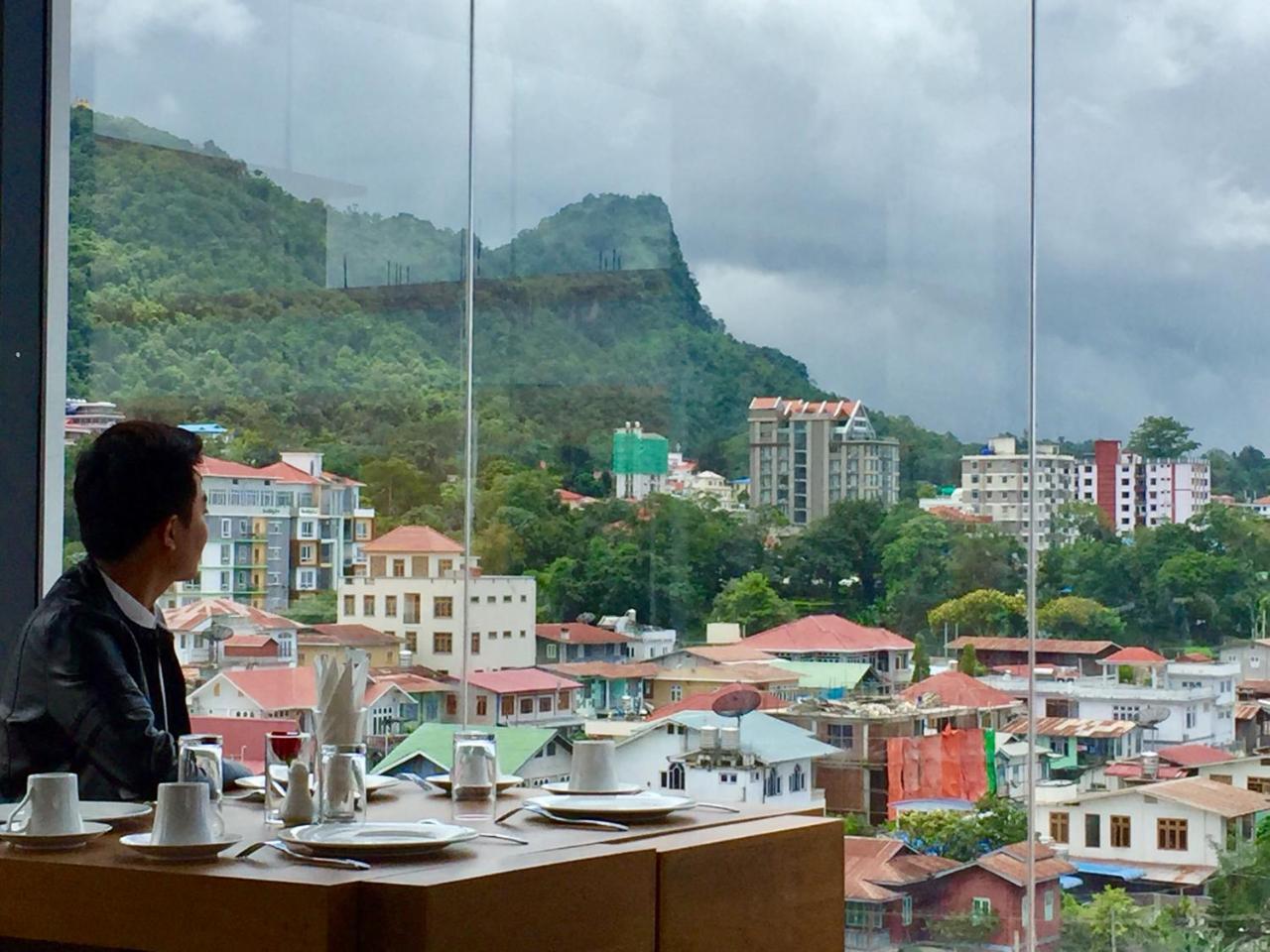 Hotel Lavista Taunggyi Luaran gambar
